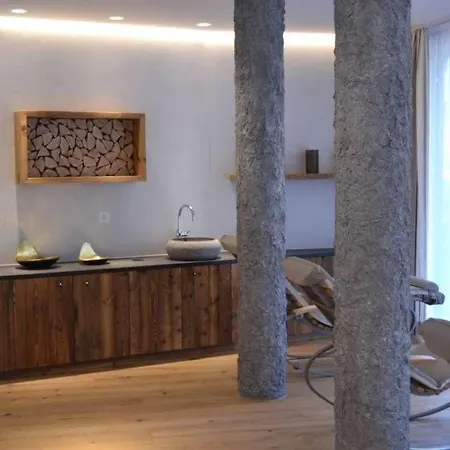 Sleeps 6 Wifi