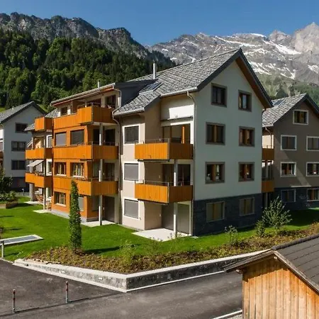 Sleeps 6 Wifi Apartment Engelberg
